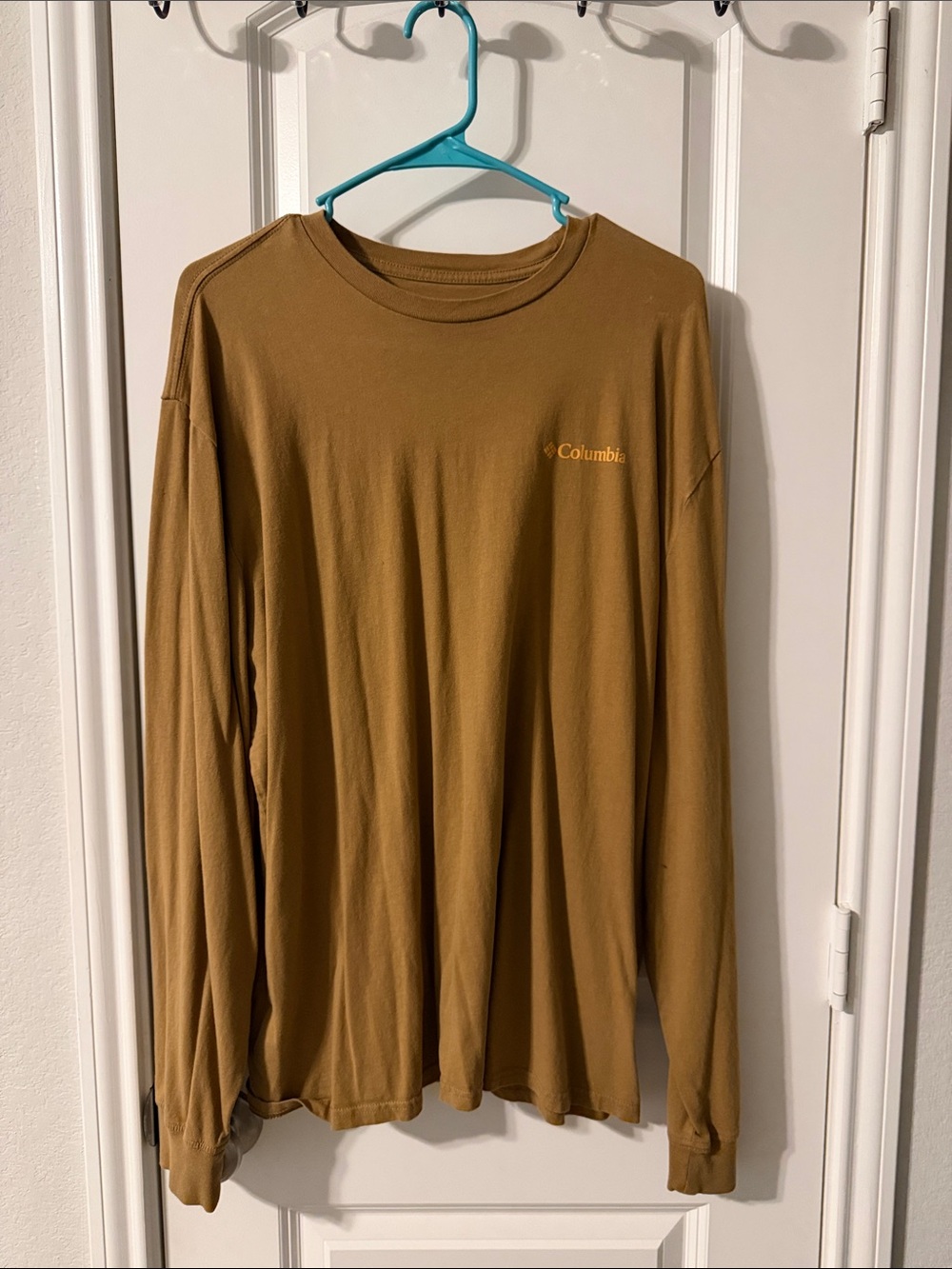 Columbia Long Sleeve Tee in Caramel Brown